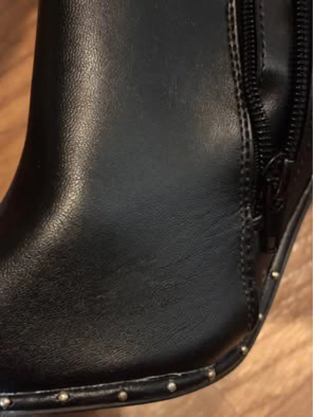 Le Château Black Pointed-Toe Ankle Boots image indicator(4)