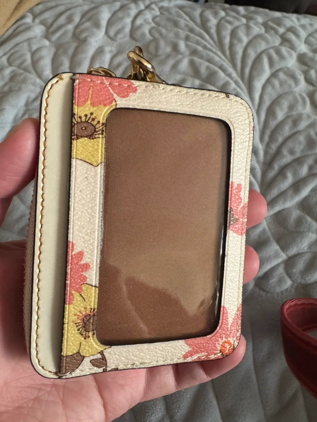 Coach Floral Card Case with Chain image indicator(8)