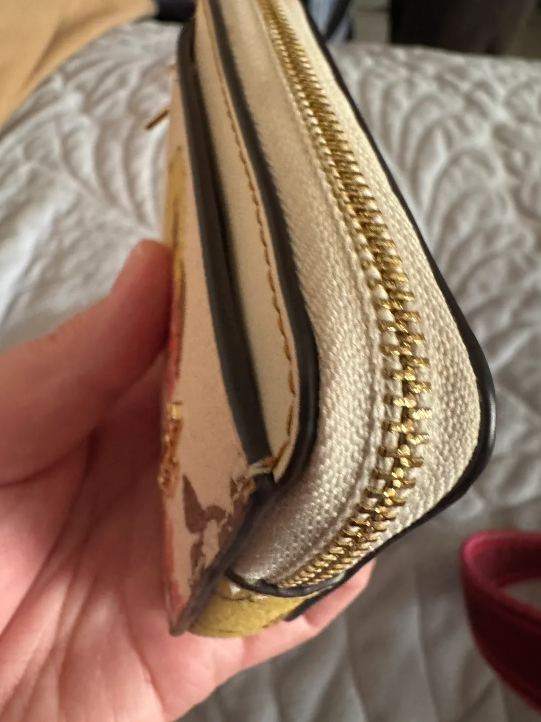 Coach Floral Card Case with Chain image indicator(10)