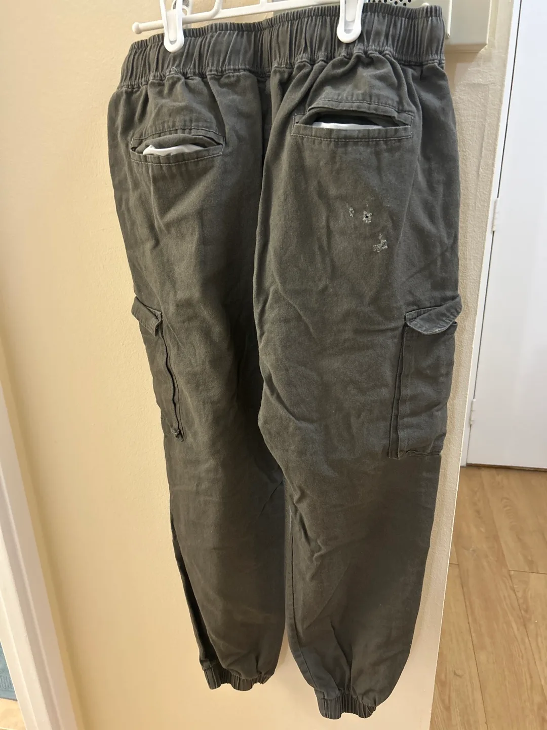 Men's Olive Green Cargo Joggers image indicator(2)