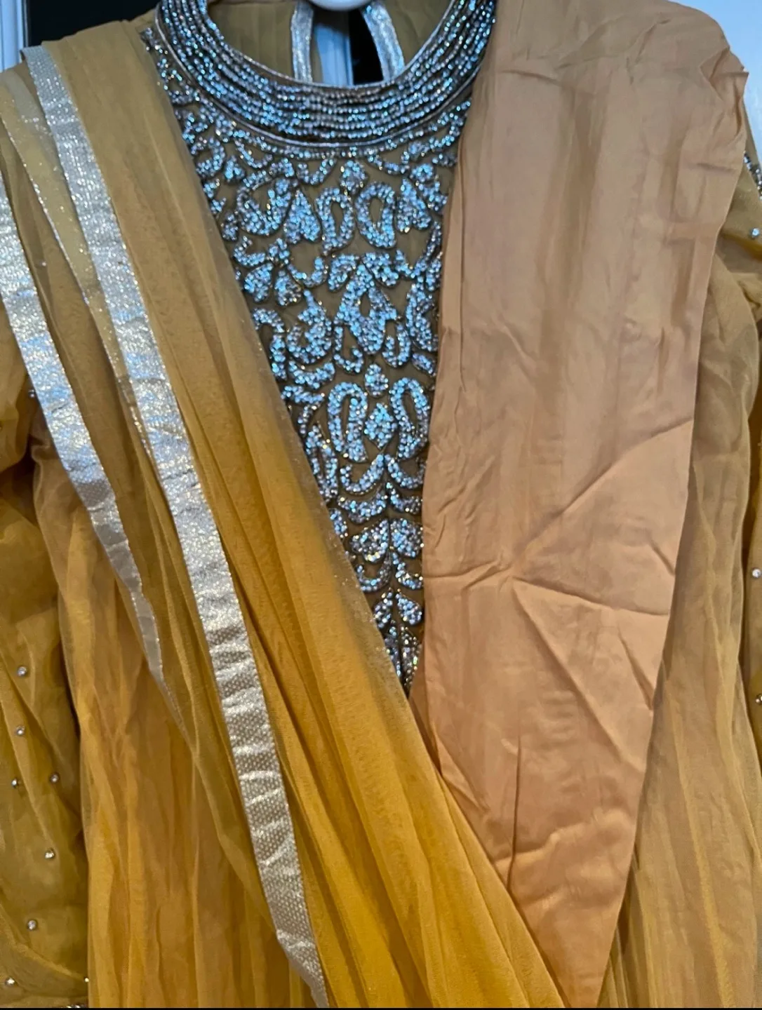 Beautiful Beige Embroidered Shalwar Kameez image indicator(6)