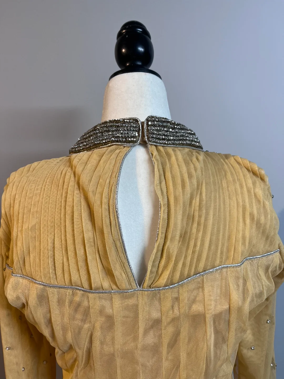 Beautiful Beige Embroidered Shalwar Kameez image indicator(2)