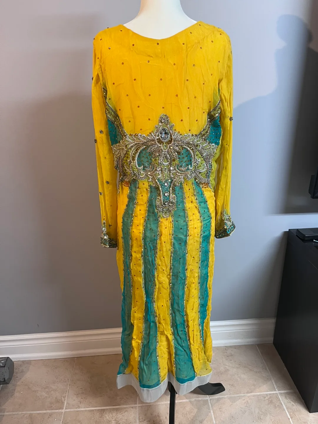 Gorgeous Yellow and Teal Embellished Shalwar Kameez image indicator(3)