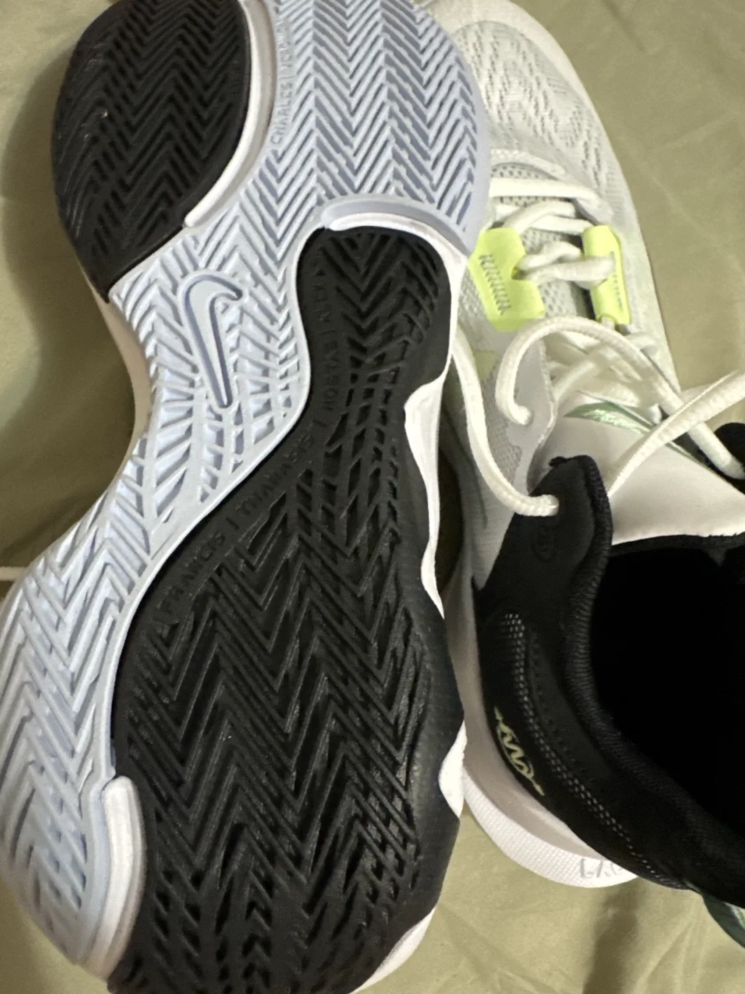 Nike Giannis Immortality 2 Basketball Shoes Men - Size US 7 image indicator(9)