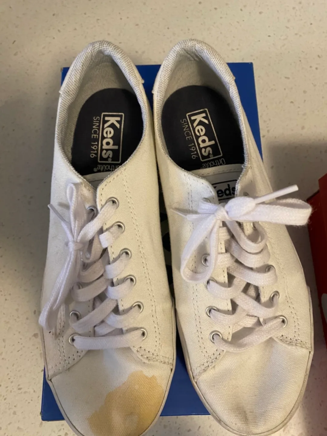 Keds Women's White Canvas Sneakers - Size 7M image indicator(2)