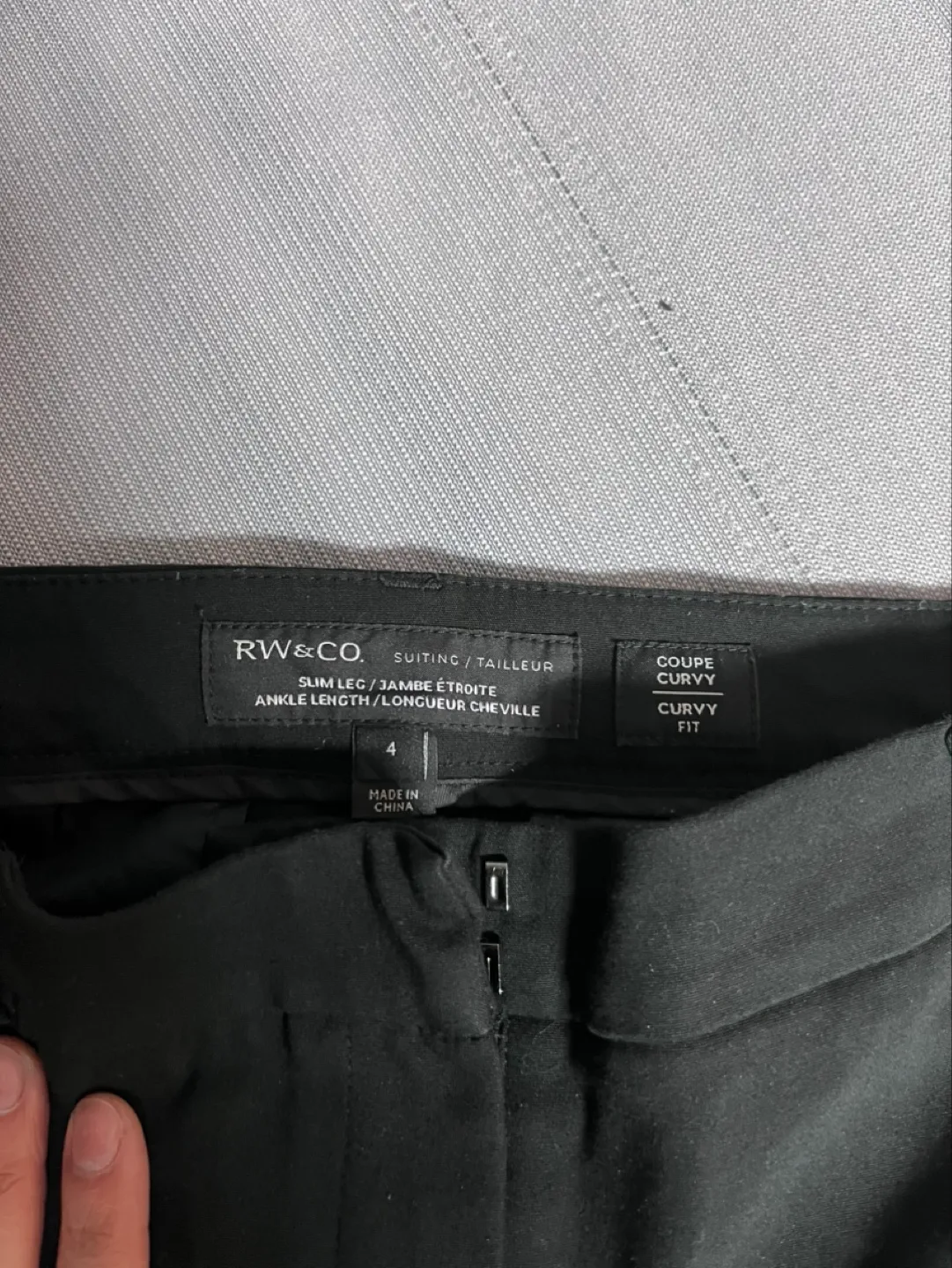 Ankle length curvy pants image indicator(2)