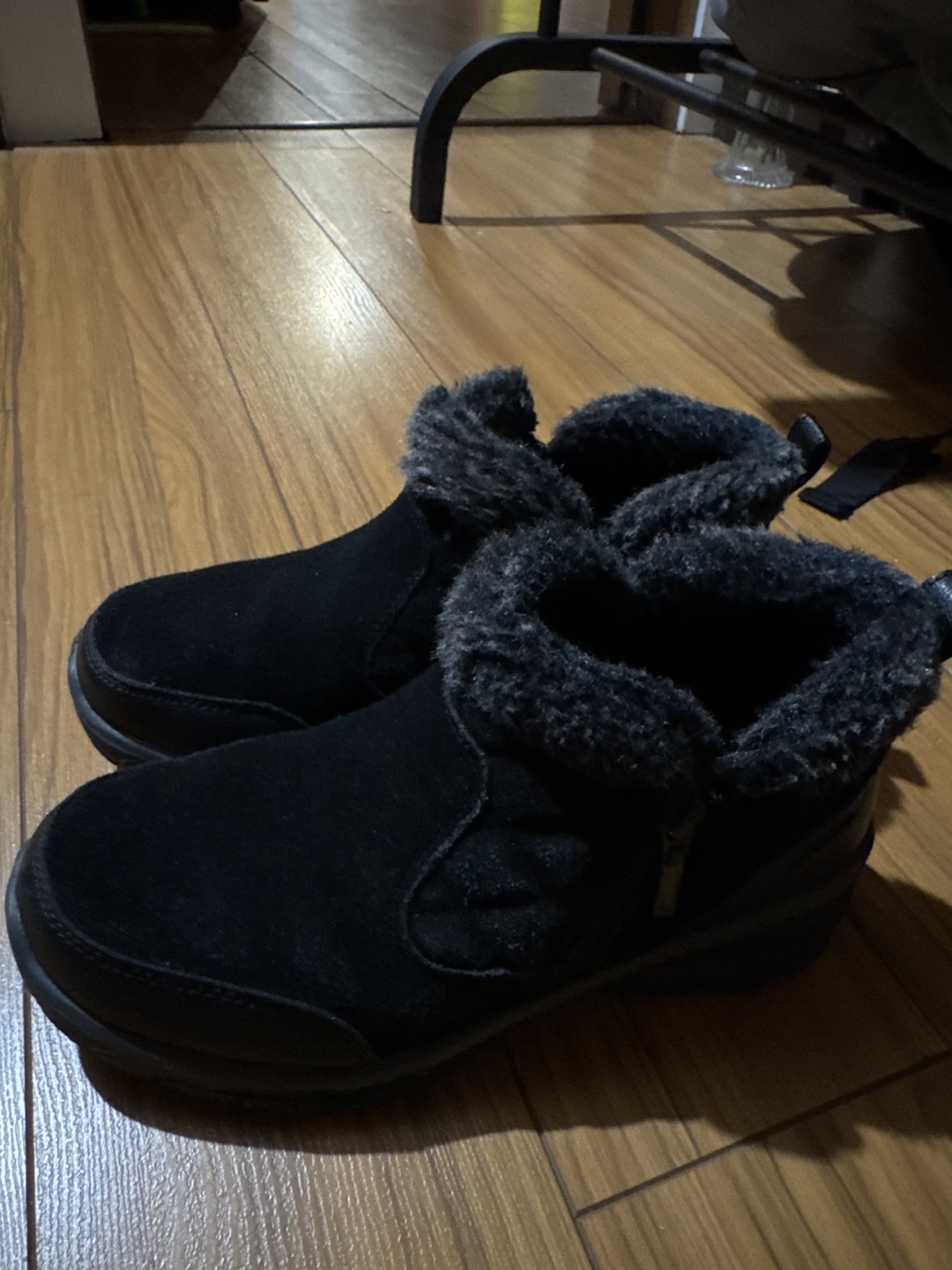 Skechers Winter Boots - Size 7