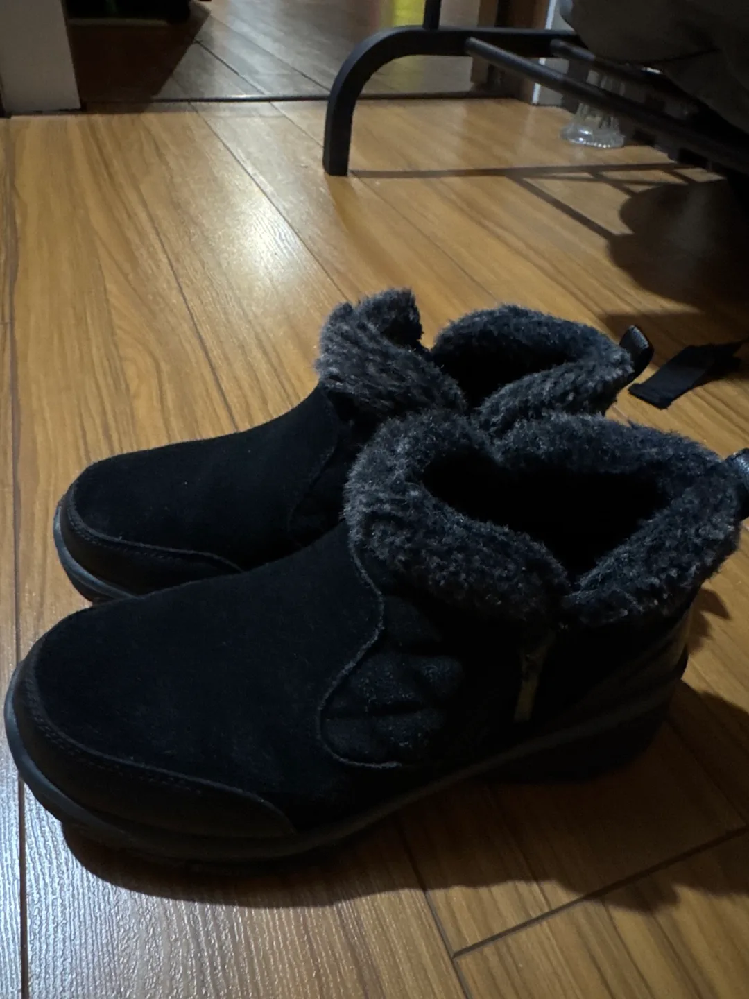 Skechers Winter Boots - Size 7 thumbnail