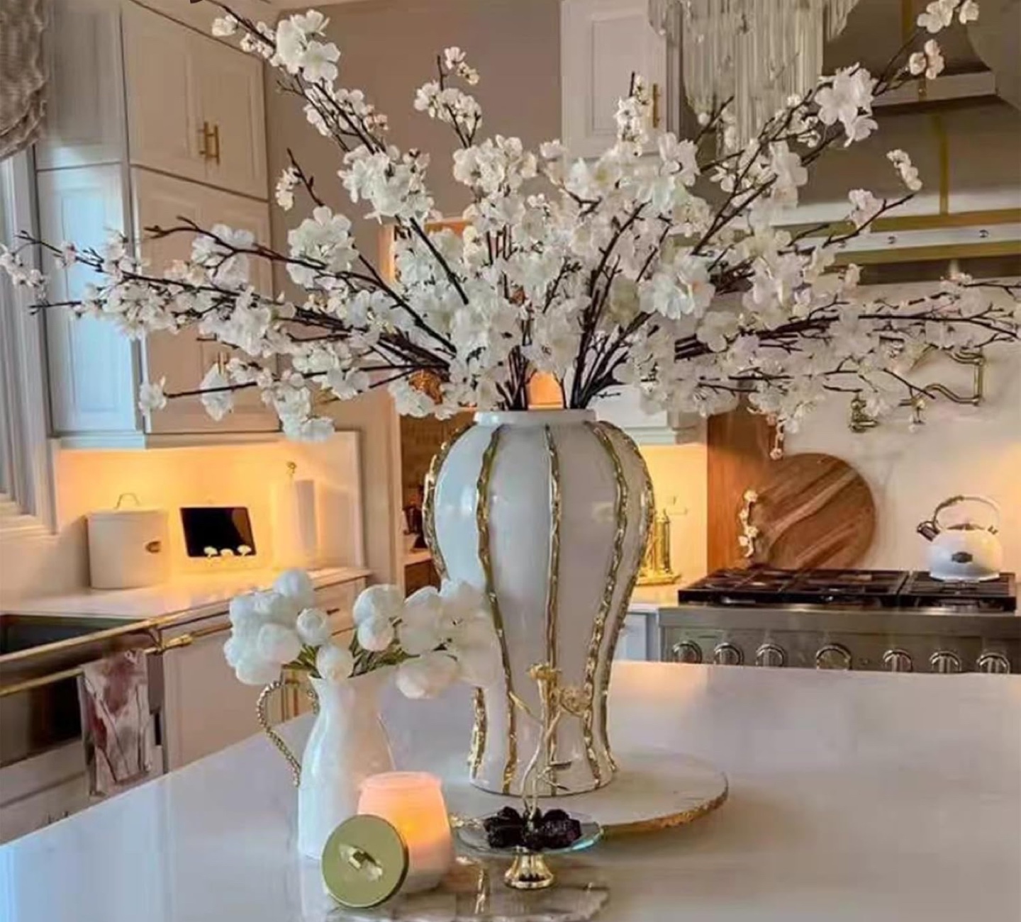 Elegant ceramic flower vase