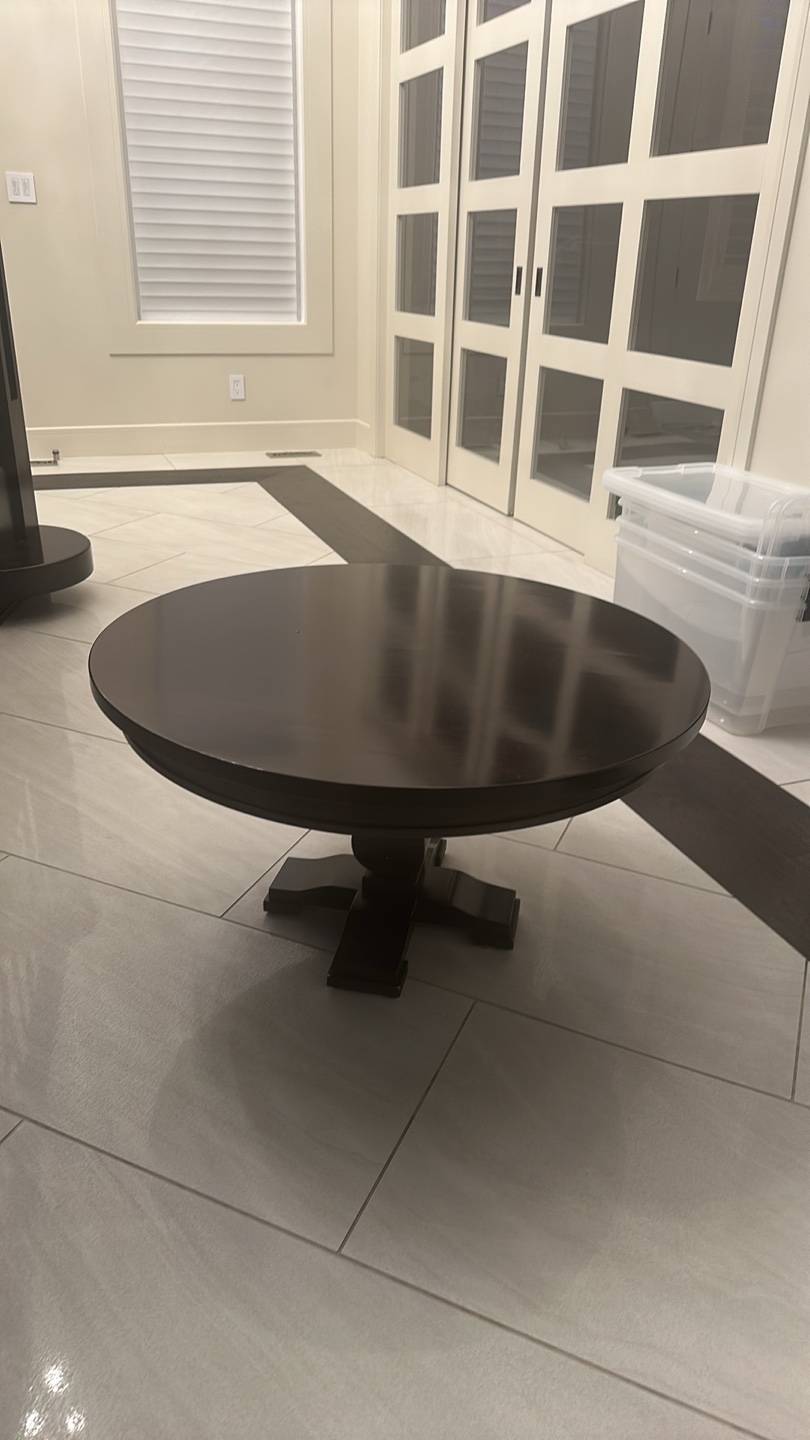 Buy and sell used Furniture in Red Deer County Karrot