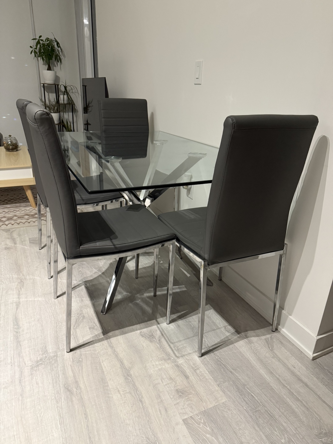 Glass Dining table with 4 chairs - photo 2