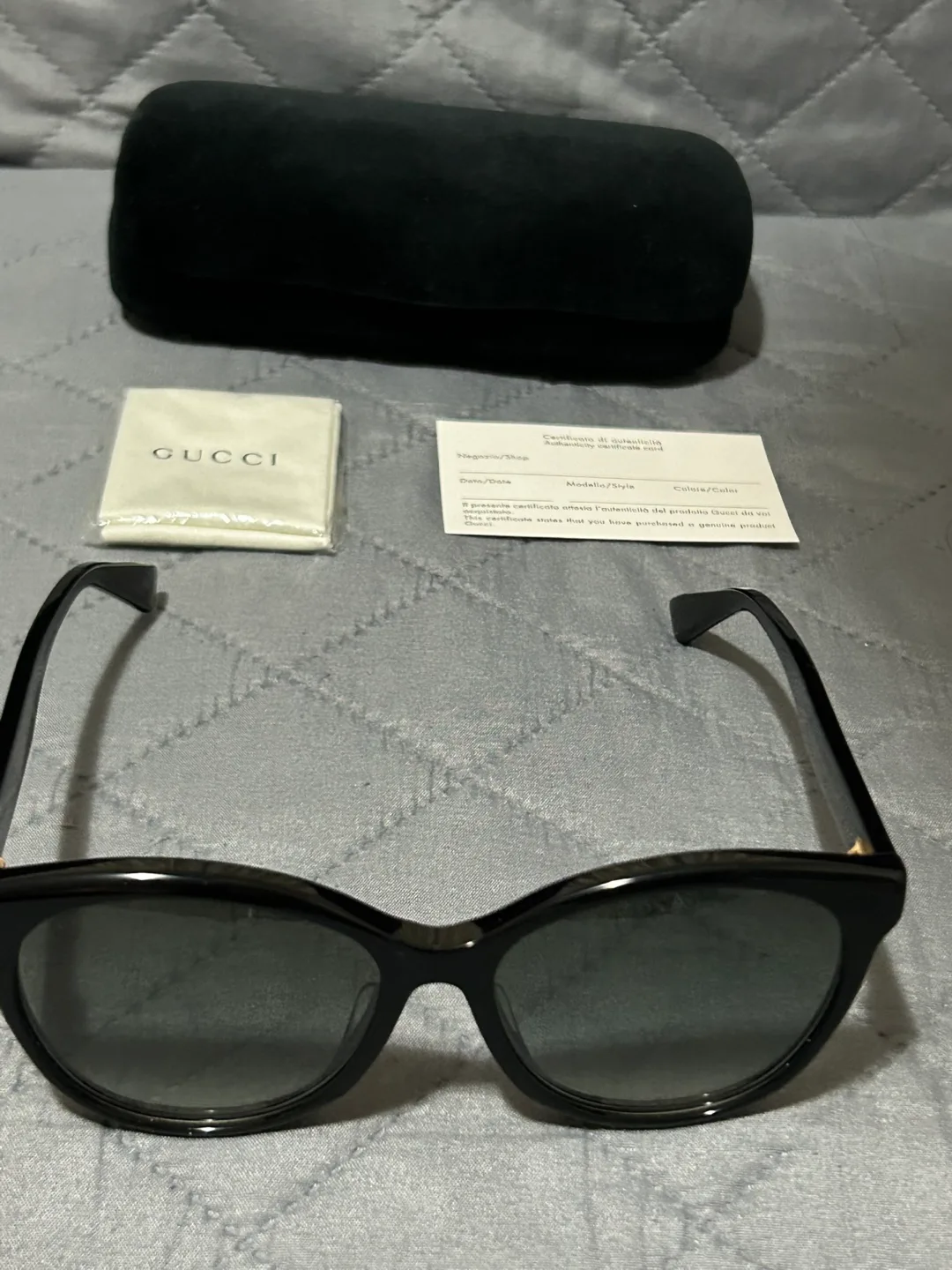 Gucci Sunglasses with Case and Cleaning Cloth image indicator(3)
