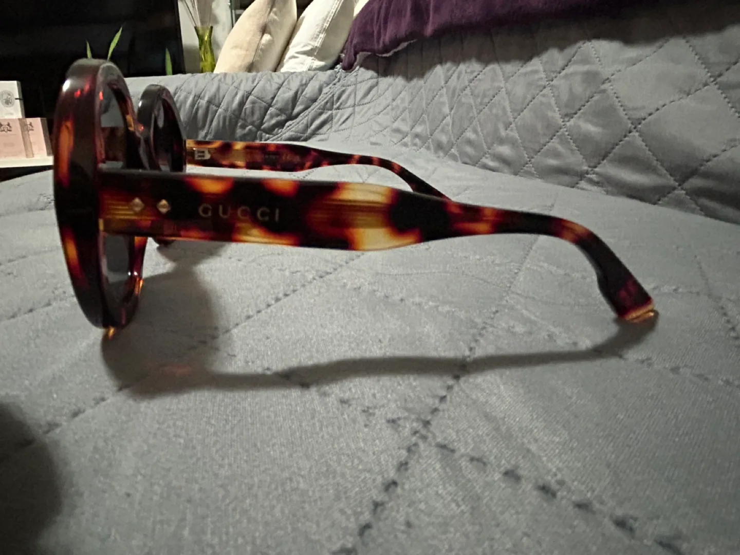 Gucci Sunglasses image indicator(2)