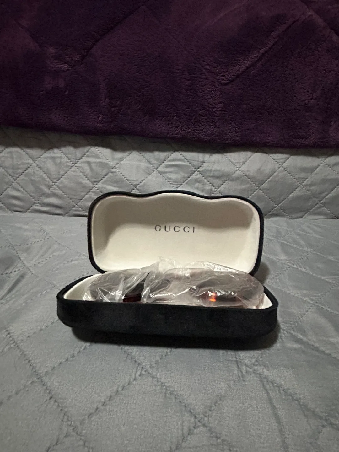 Gucci Sunglasses image indicator(4)