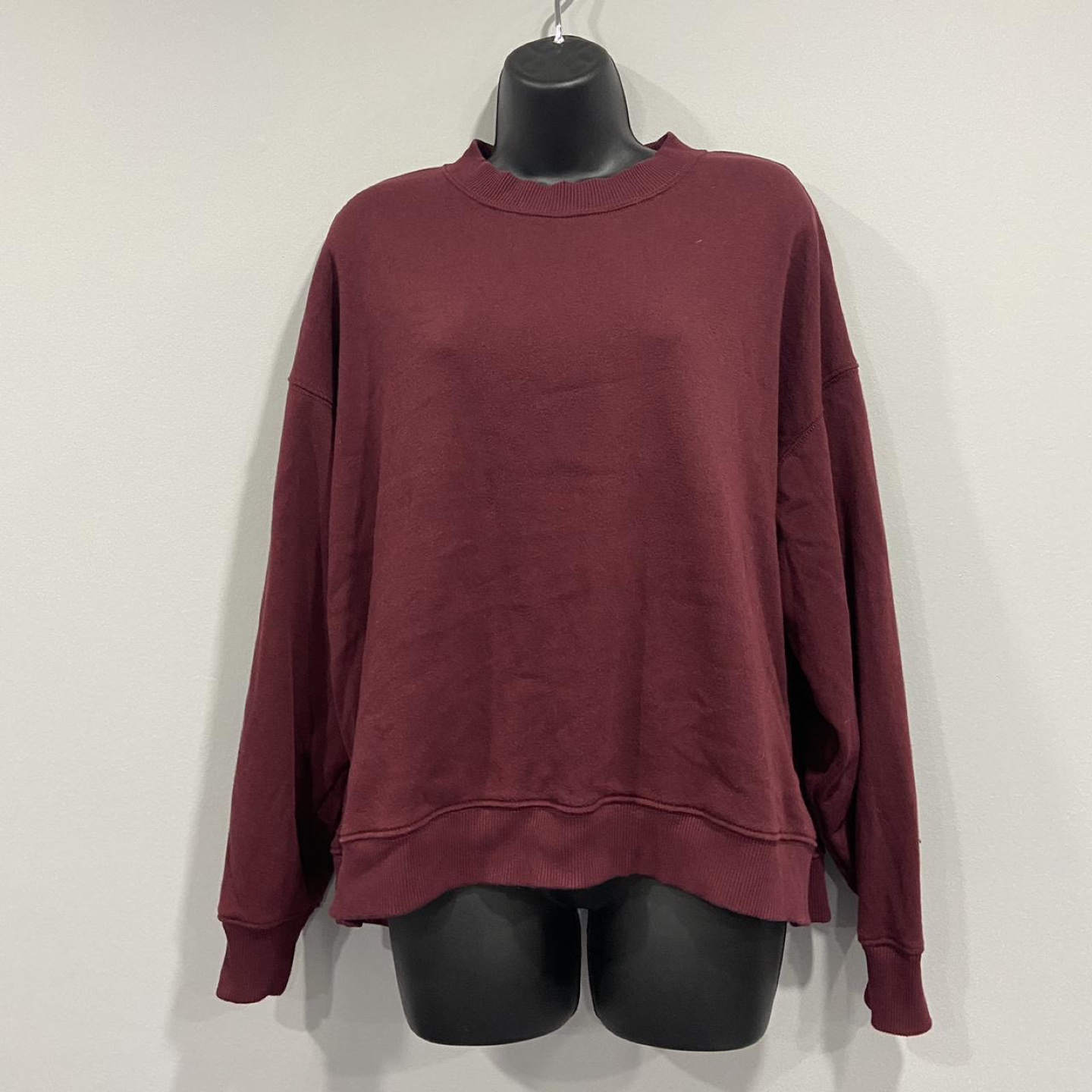 AE fleece crew neck sweater