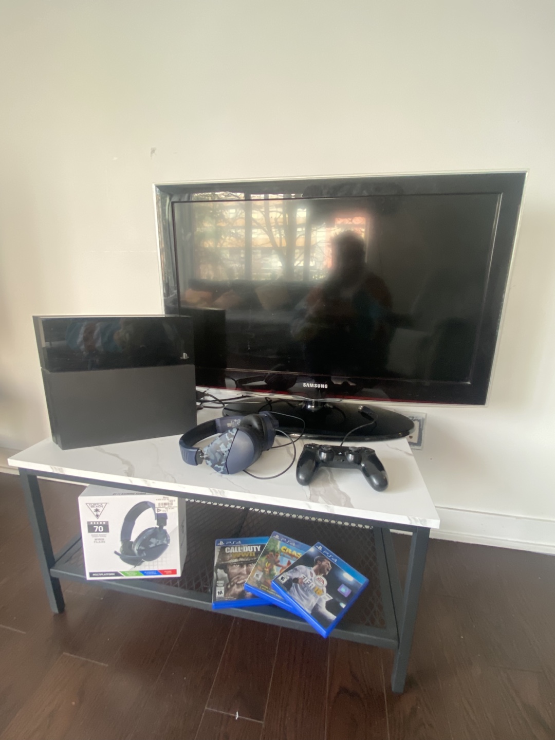 PS4 Bundle: Console, Games, Headset & Controller