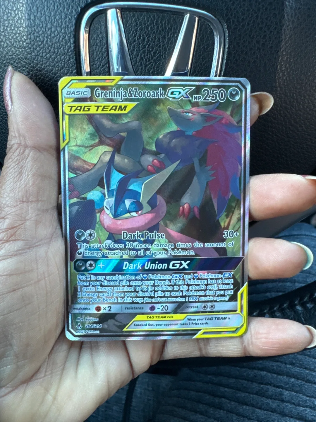 Greninja & Zoroark GX Tag Team Pokemon Card - 236/181 image indicator(3)