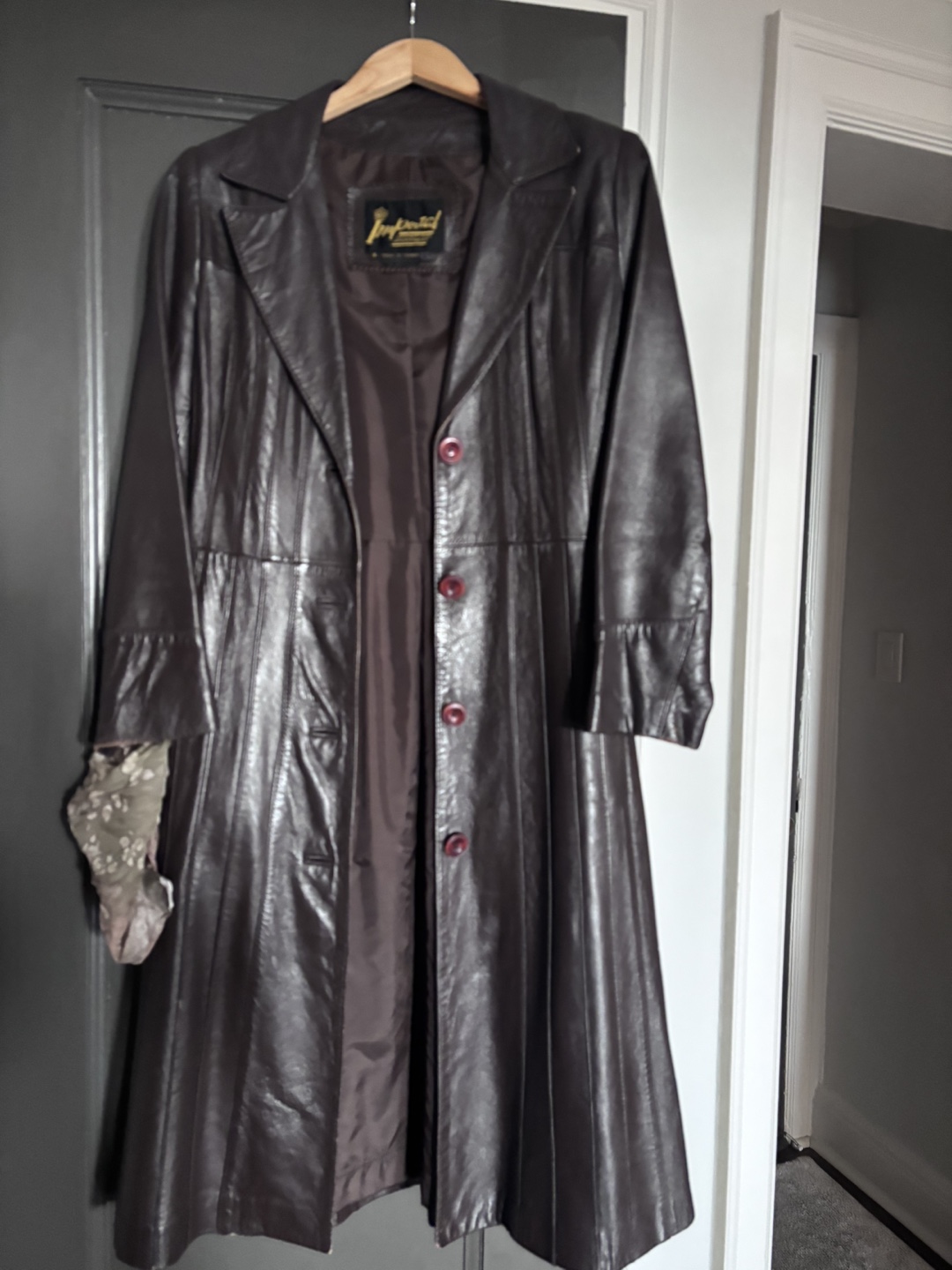 Vintage Imperial Leather Coat Size 8 w scarf #freecycle