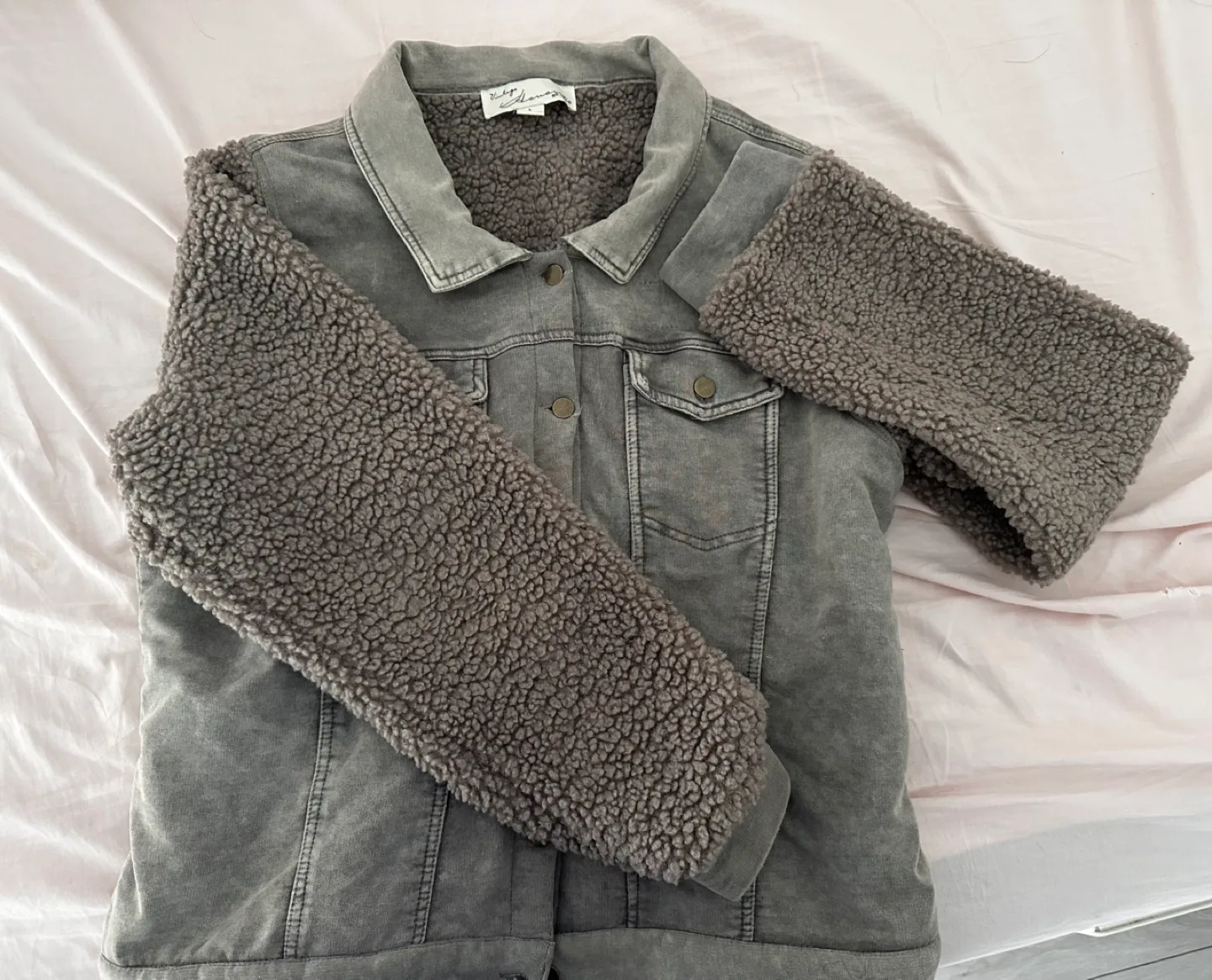 Grey denim jacket with Curly material image indicator(2)