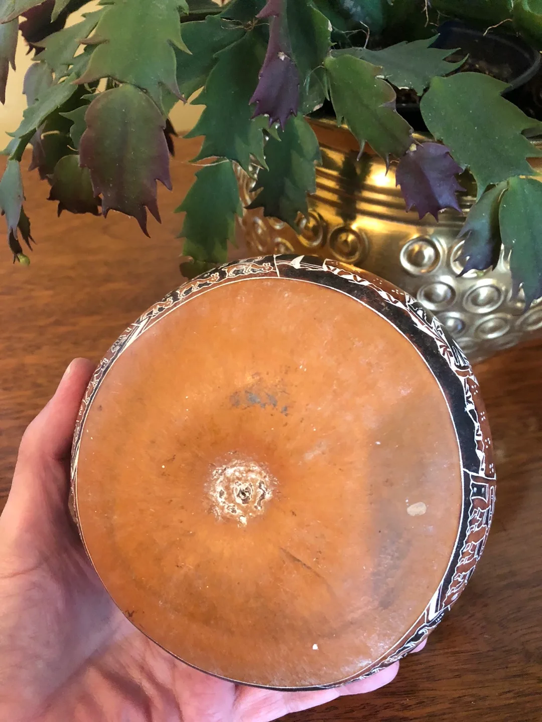 Vintage Folk Art Hand-carved Gourd image indicator(6)