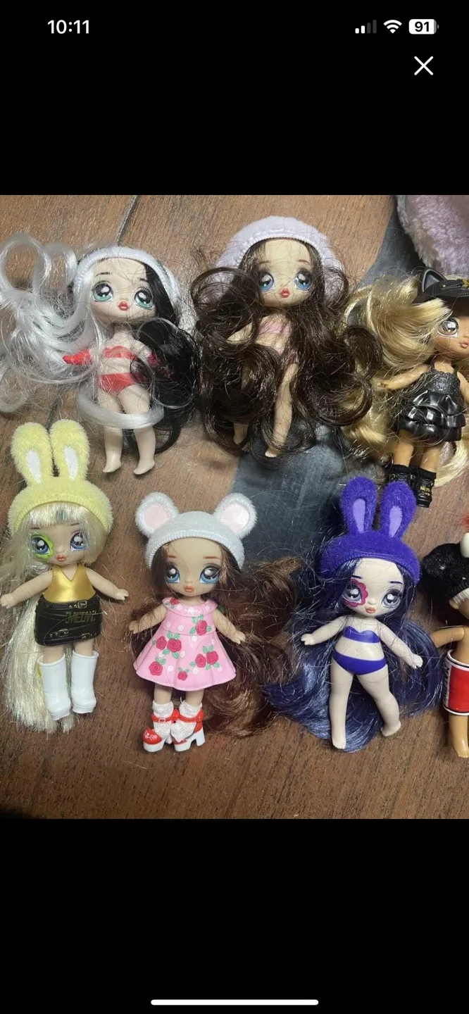 Lot of Mini NaNa Dolls and Plush Bags image indicator(3)