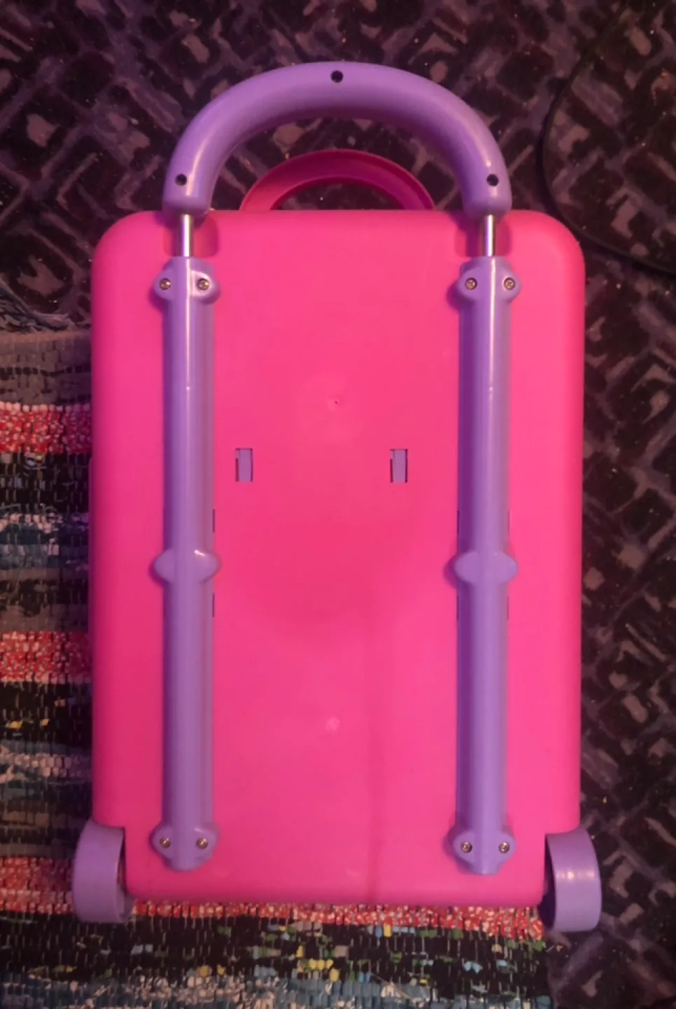 Vintage Barbie Rolling Suitcase image indicator(2)