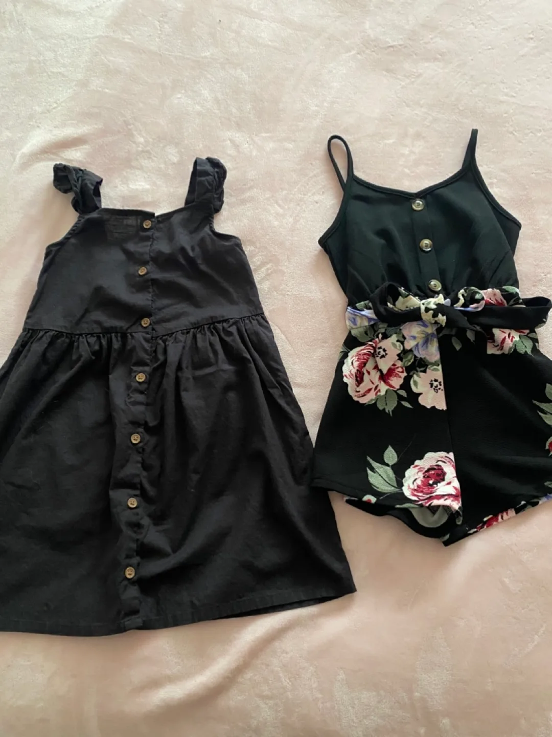 Girls' Clothing Bundle - size small (7-8) image indicator(7)