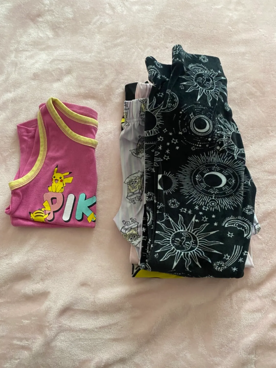 Girls' Clothing Bundle - size small (7-8) image indicator(10)