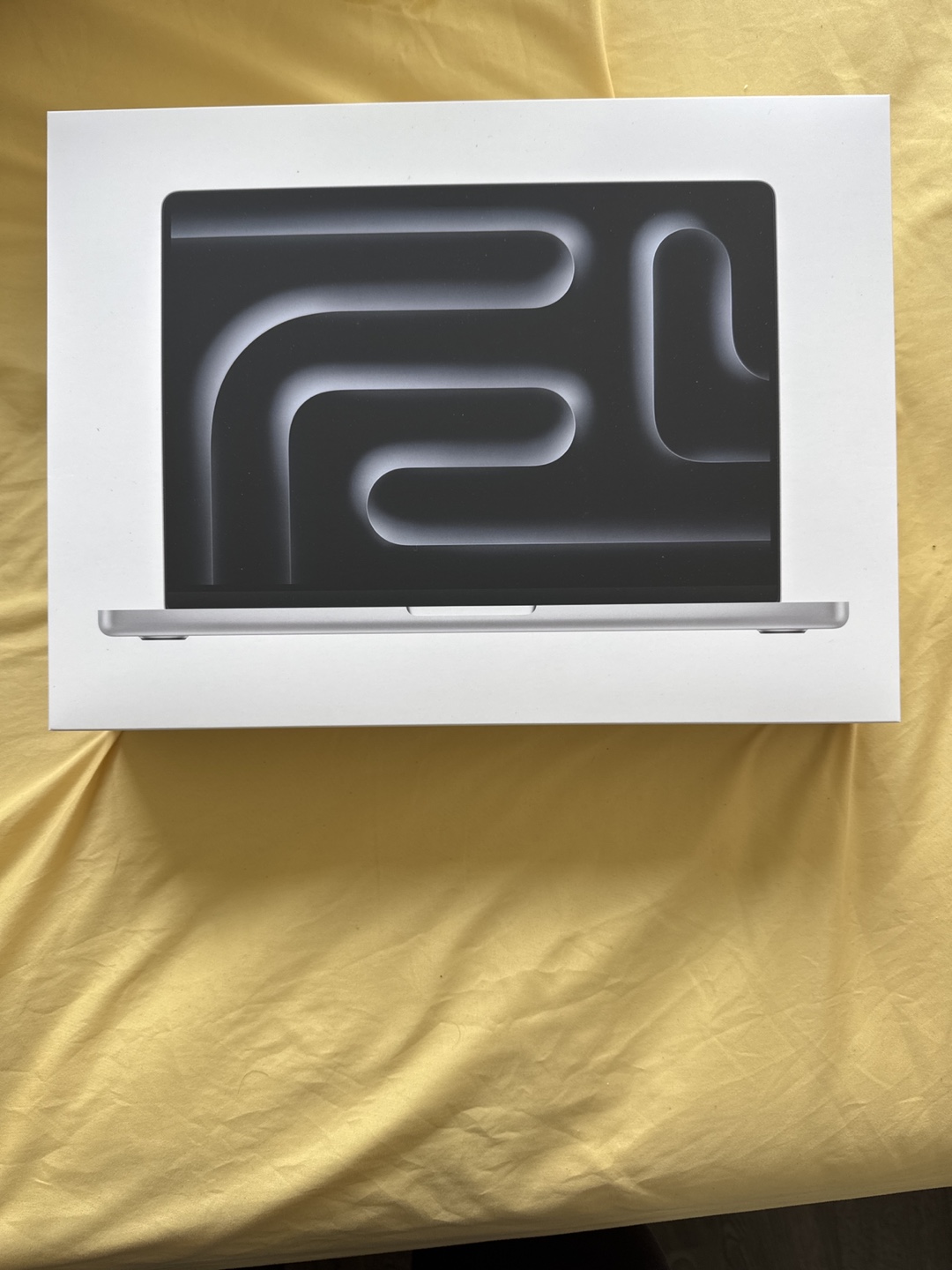 New 14-inch MacBook Pro - M4 Chip, 16GB Memory, 512GB Storage
