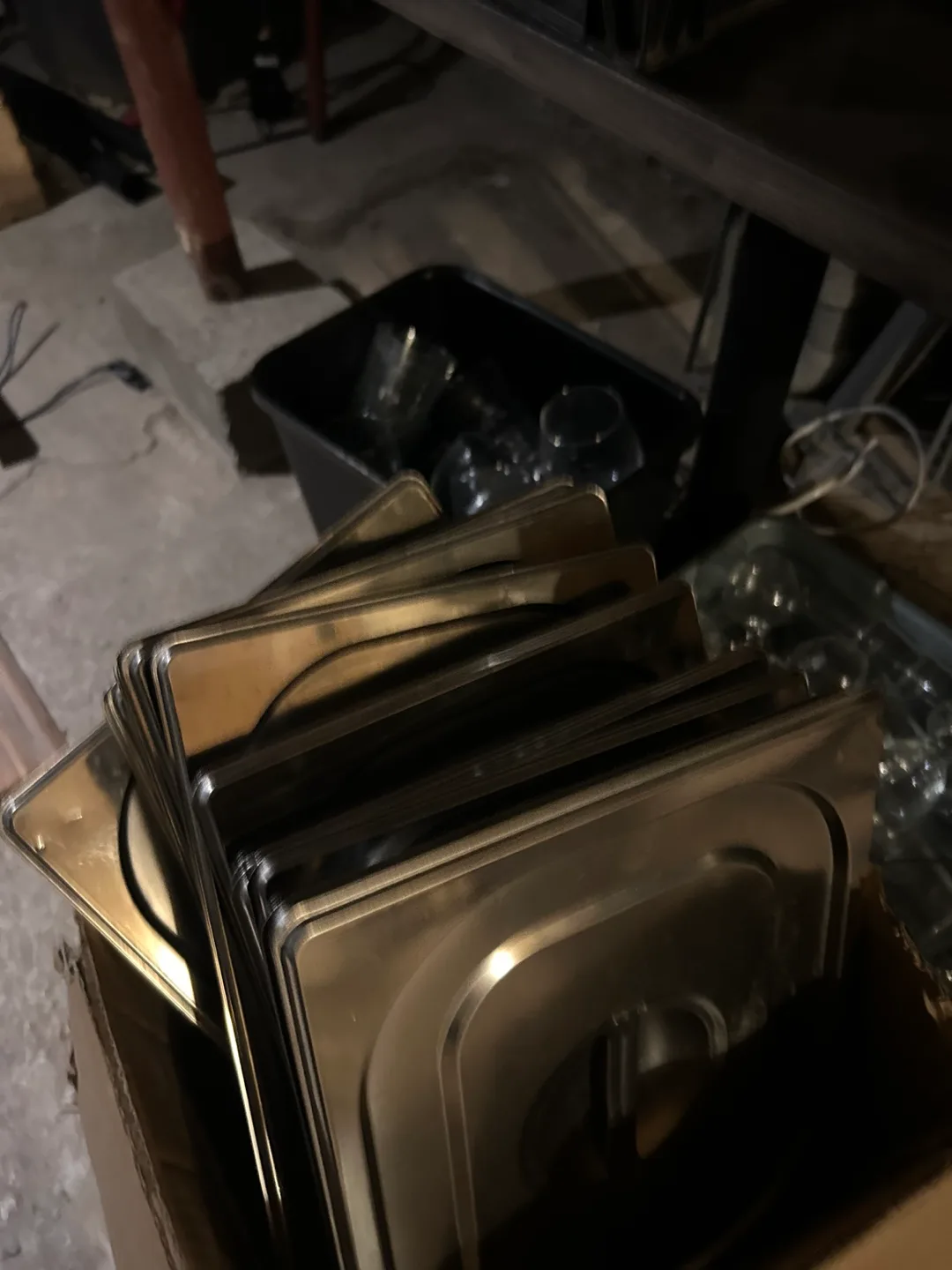 Restaurant closing sale image indicator(8)