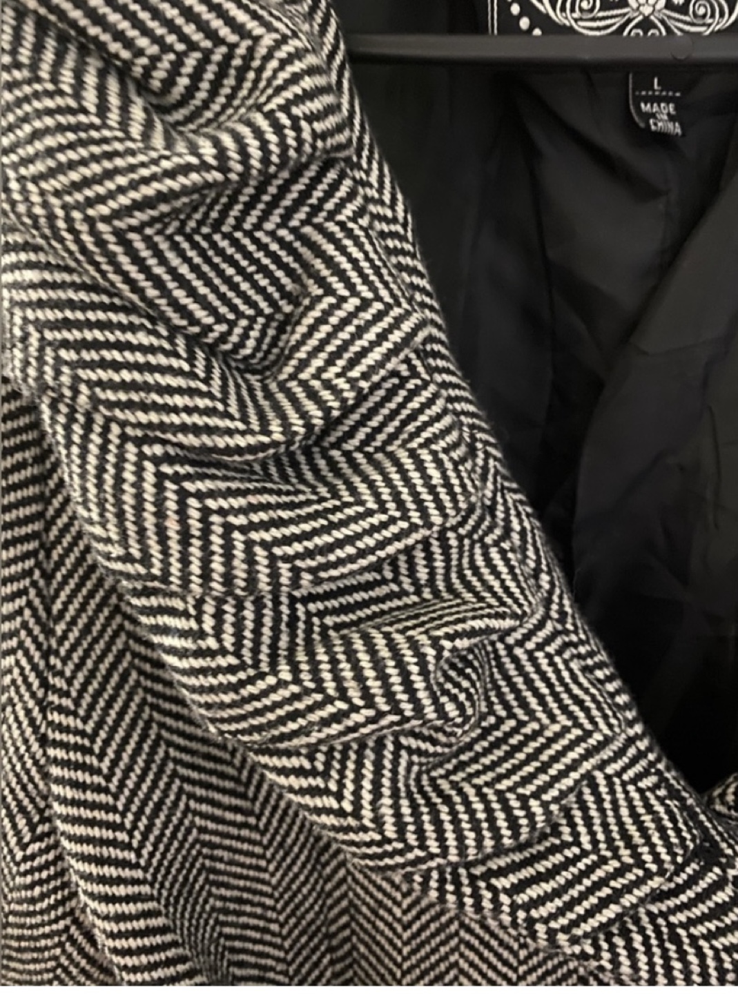 Last Kiss Women's Herringbone Coat Size L - photo 3