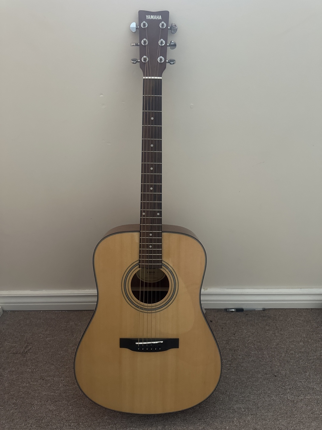 Yamaha Acoustic Guitar