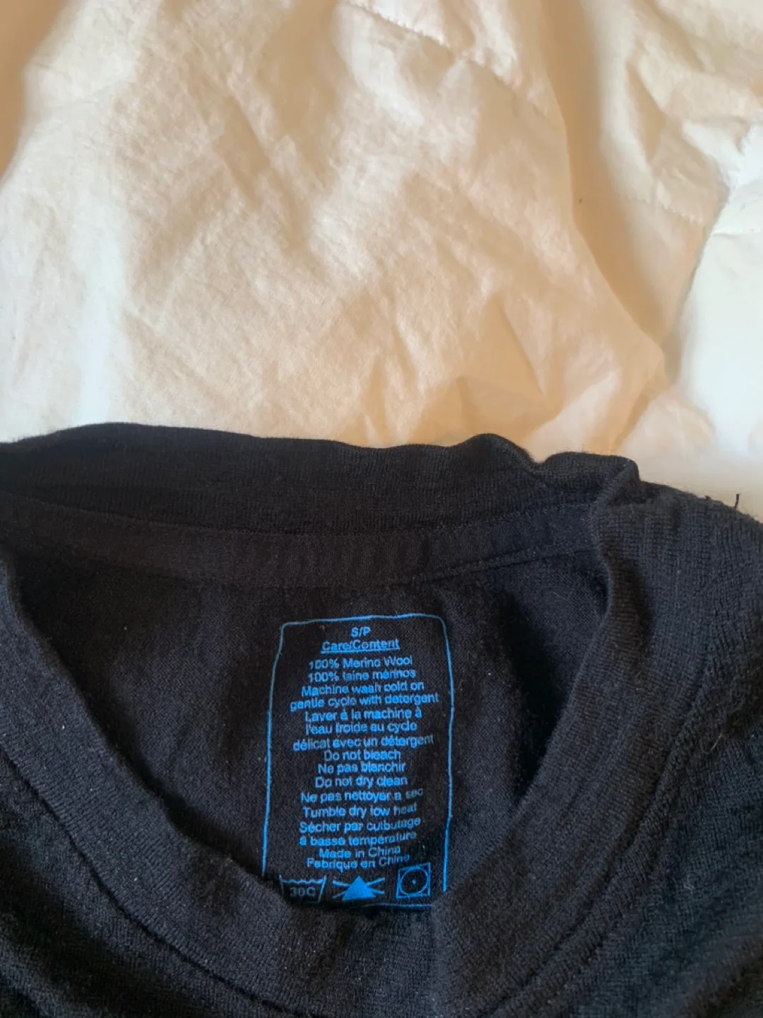 100% Merino Wool Long Sleeve Shirt retails $90 image indicator(6)