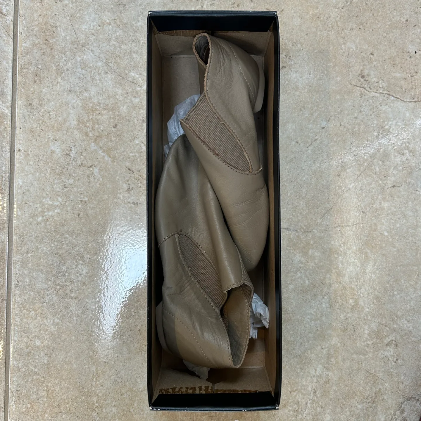 Capezio Beige Tan Jazz Dance Shoes (Size 3M) image indicator(4)