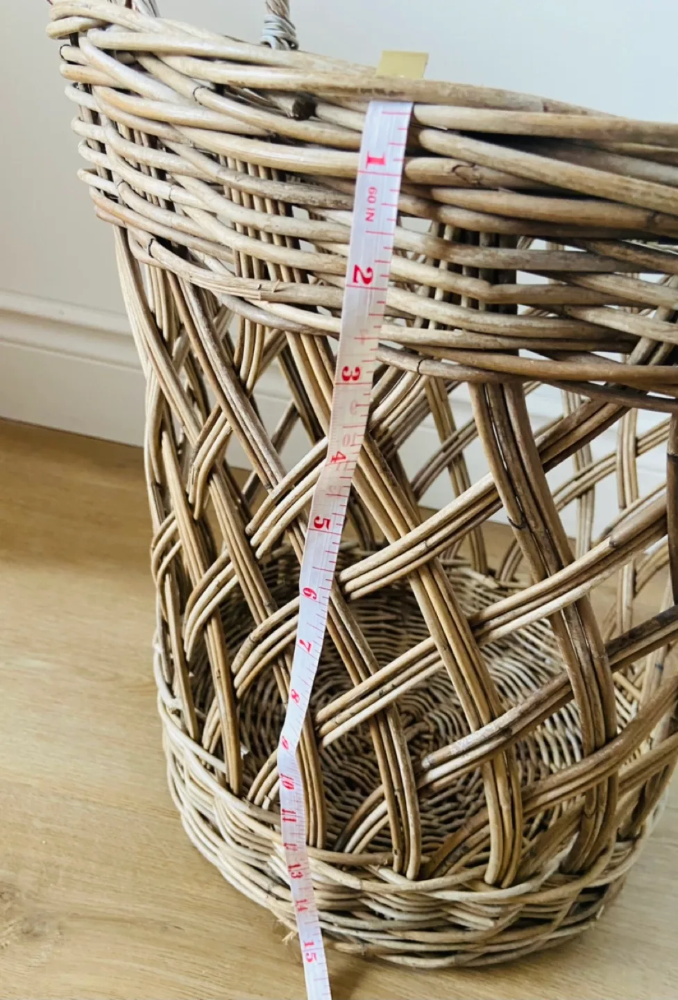 Handmade Woven Wicker Basket image indicator(6)