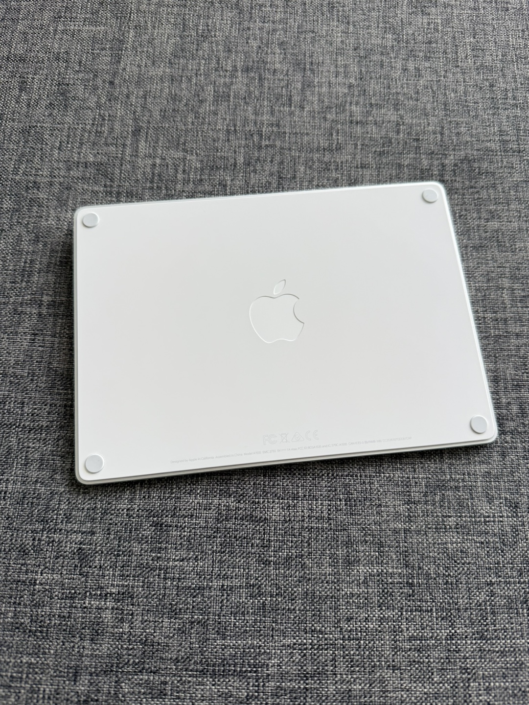 [Used] Apple Magic Trackpad (Lightning) - White Multi-Touch - photo 2