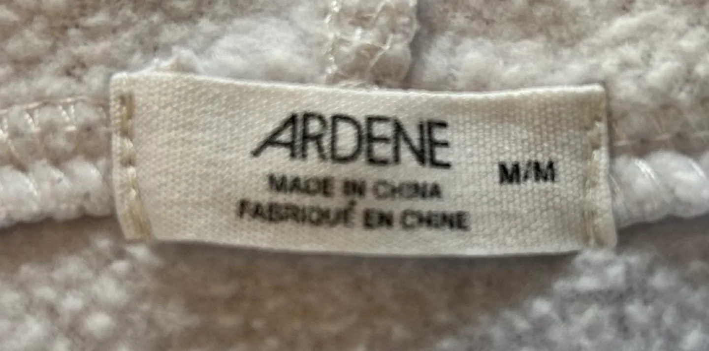 ✨✨Ardene Legendary Rose Hoodie - Size M image indicator(3)