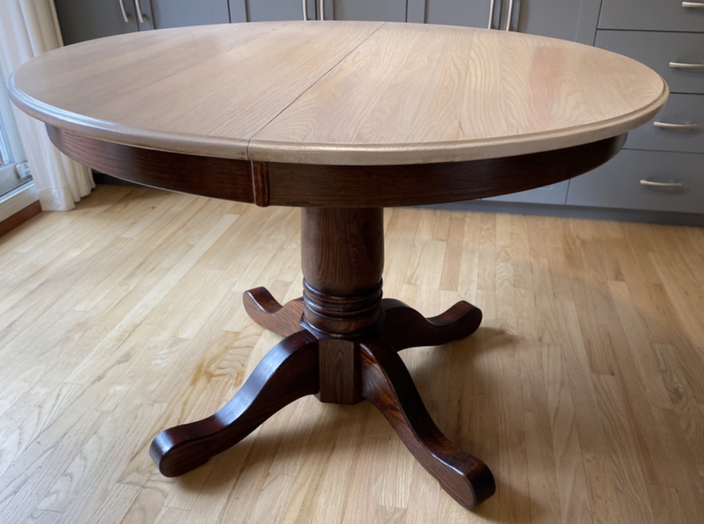 Oak Dining Table - photo 4