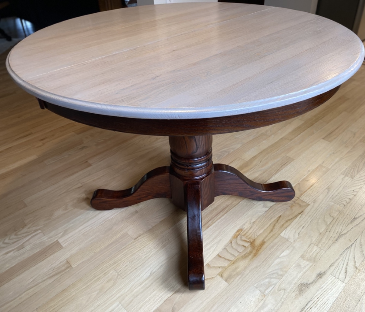 Oak Dining Table - photo 5