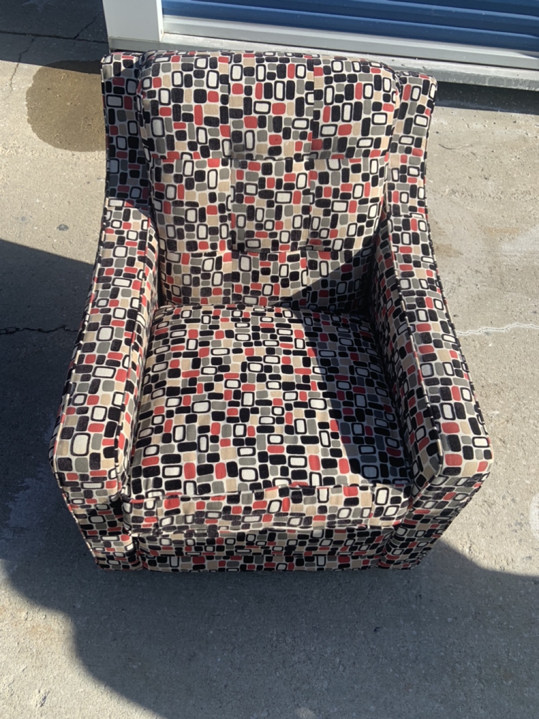 Mid-Century Modern Swivel Chair