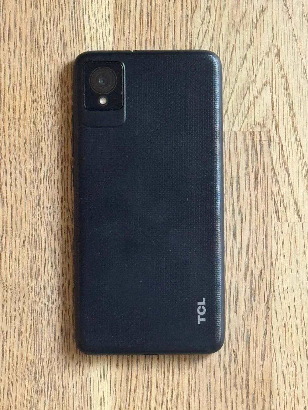 TCL 502 Smartphone - Black - Never used image indicator(2)