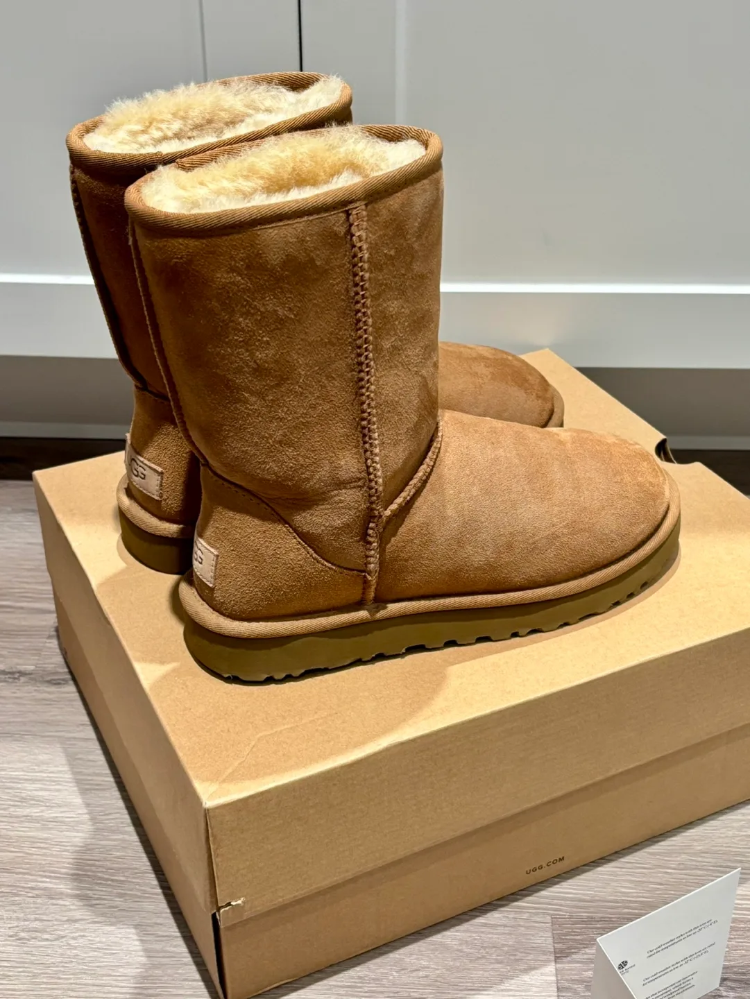 UGG Classic Mini Boots - Size 7 - Chestnut image indicator(2)