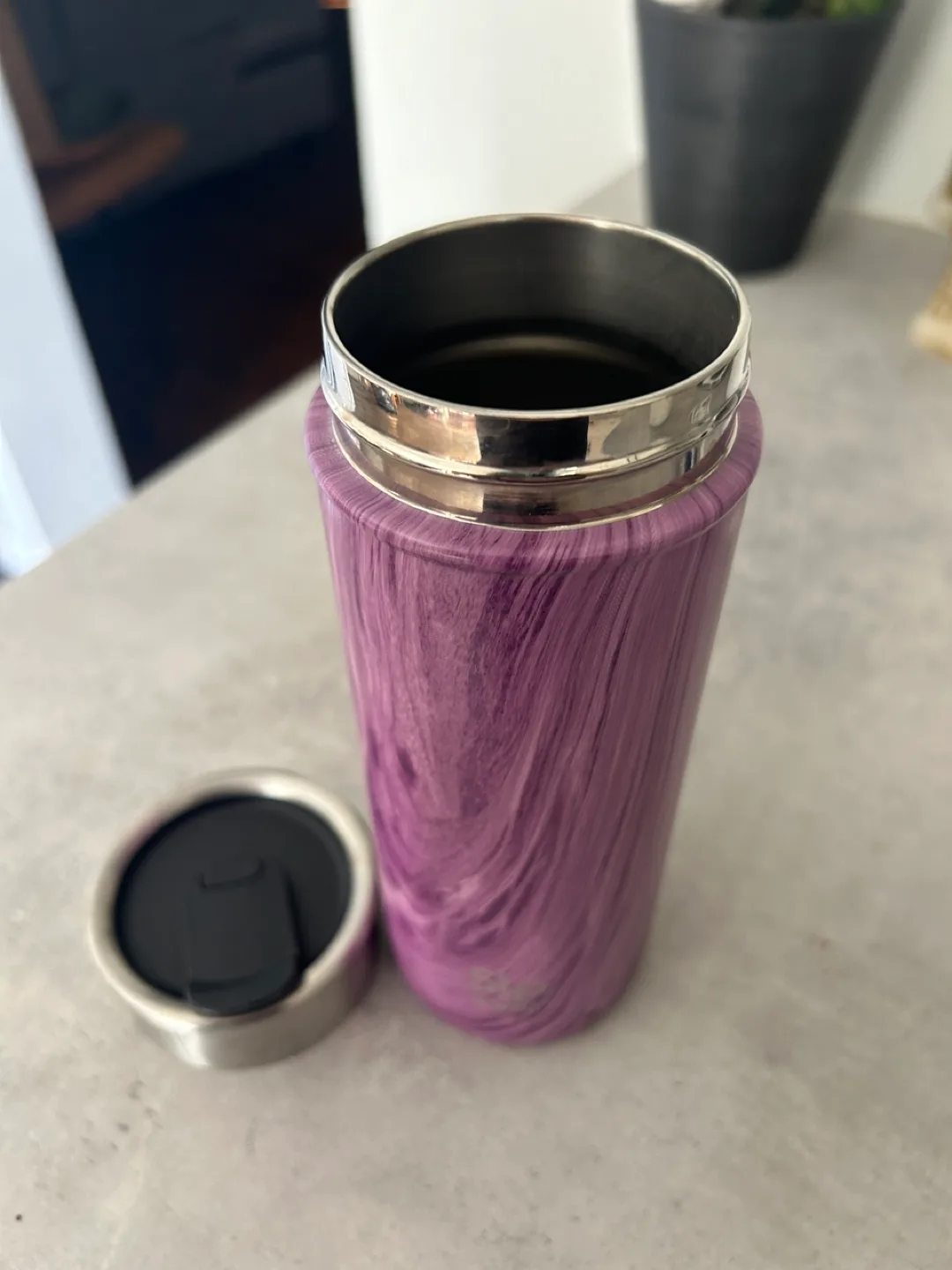 S'well 16oz/470ml Travel Mug - Purple Woodgrain image indicator(3)