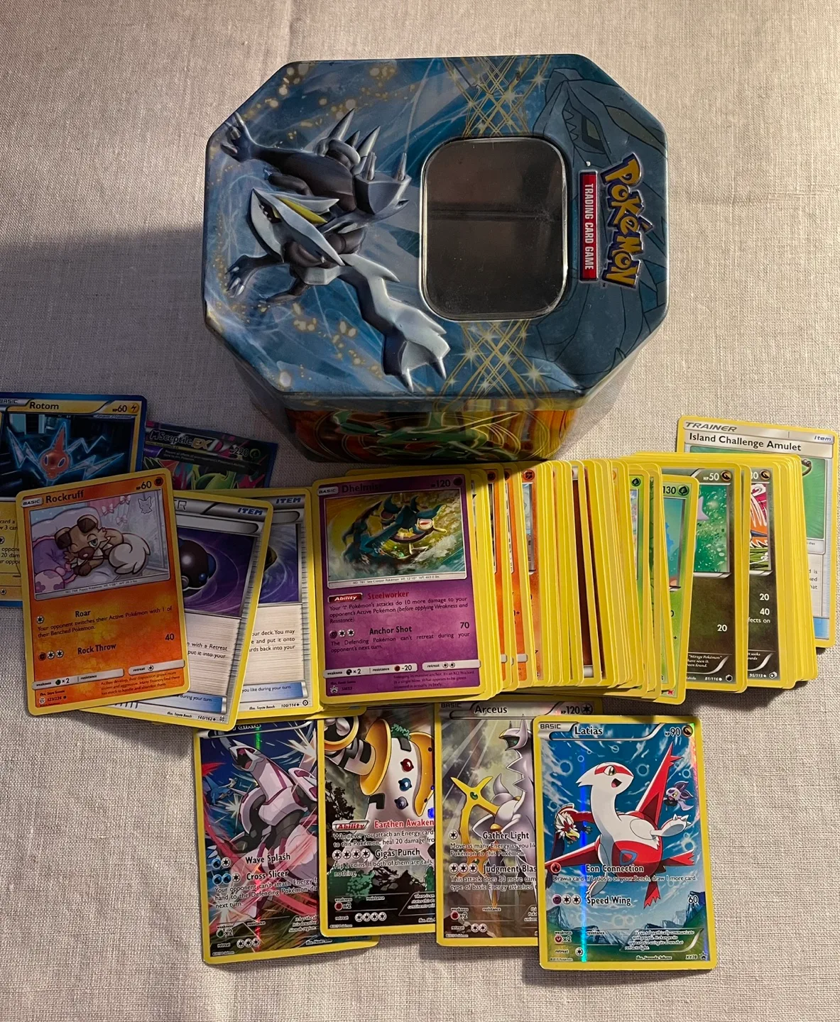 Pokemon Trading Card Game Tin with Cards image indicator(2)