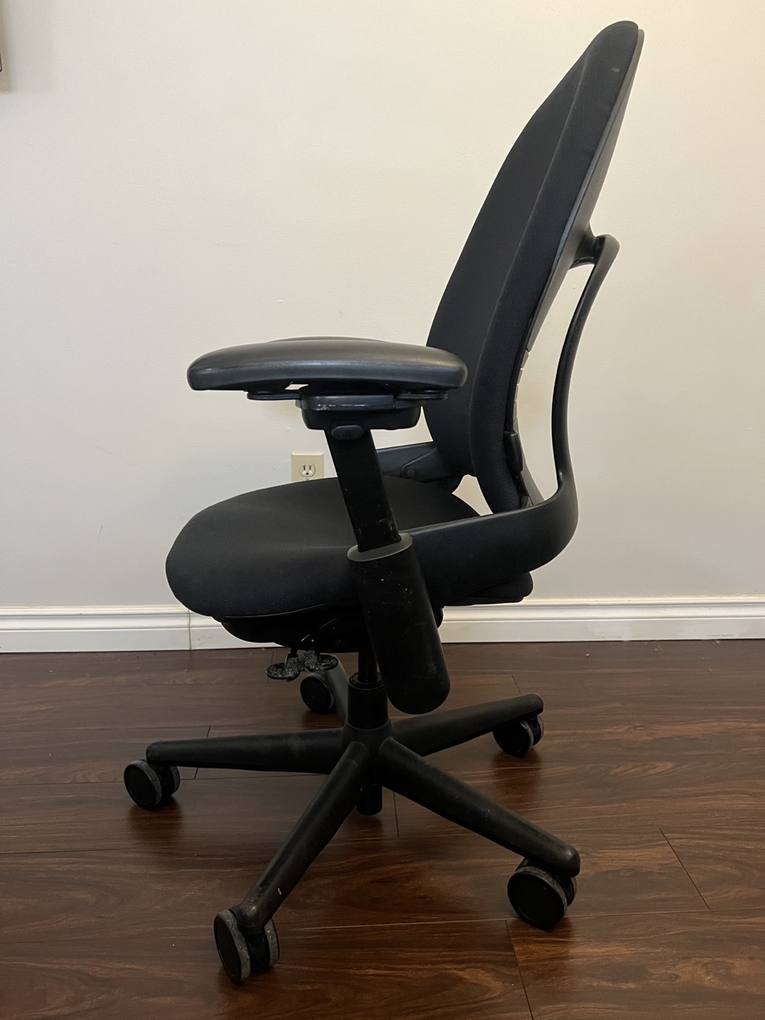 Steelcase Leap Fully Loaded High Back Office Chair - photo 4