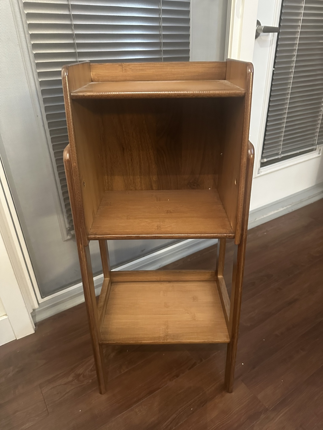 Small Wooden Shelf Unit - photo 2