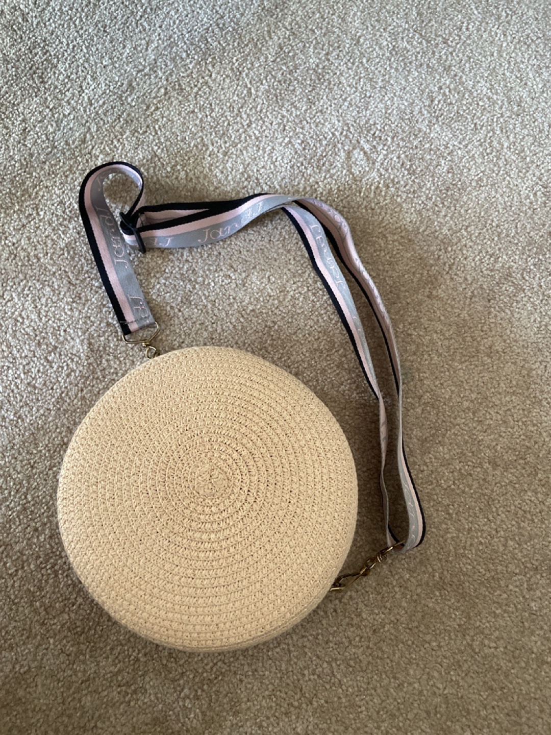 Round Straw Crossbody Bag