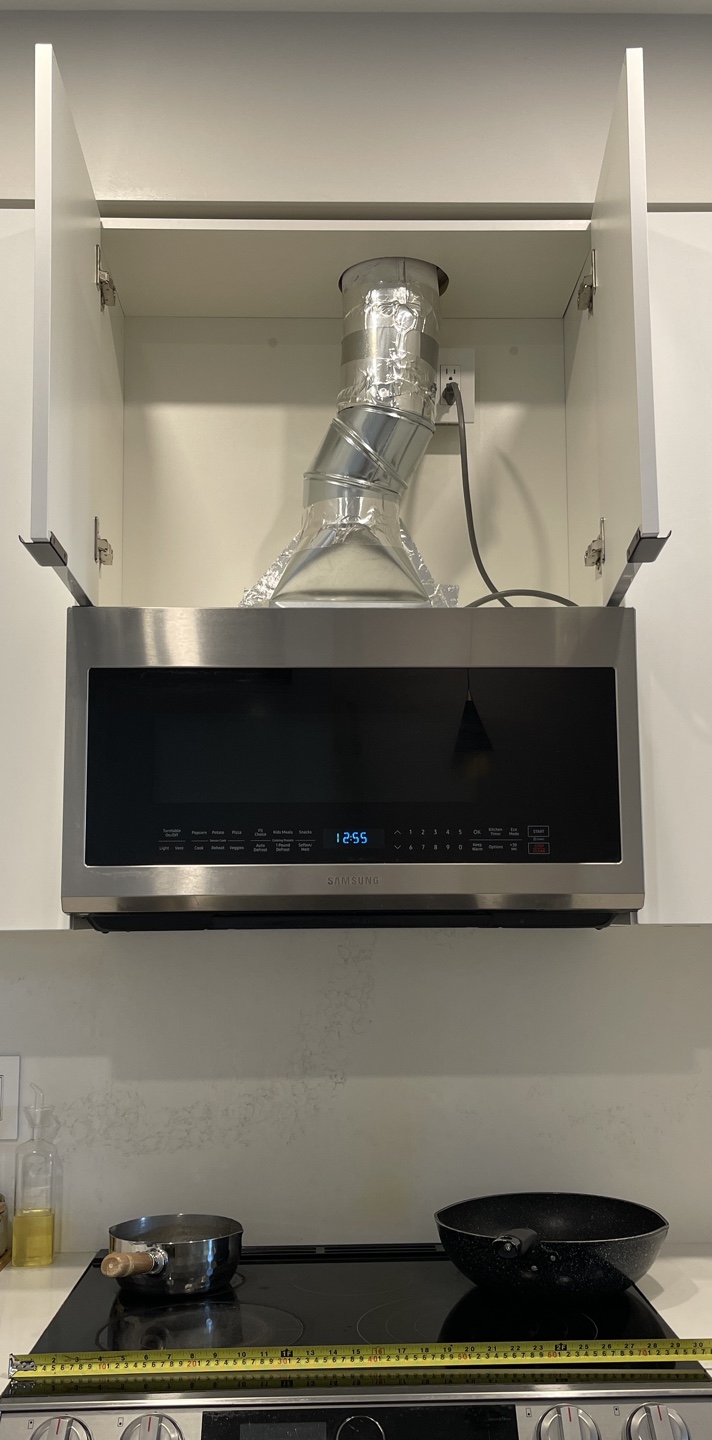 Samsung 30-inch Over-the-Range Microwave with Ventilation System - photo 2