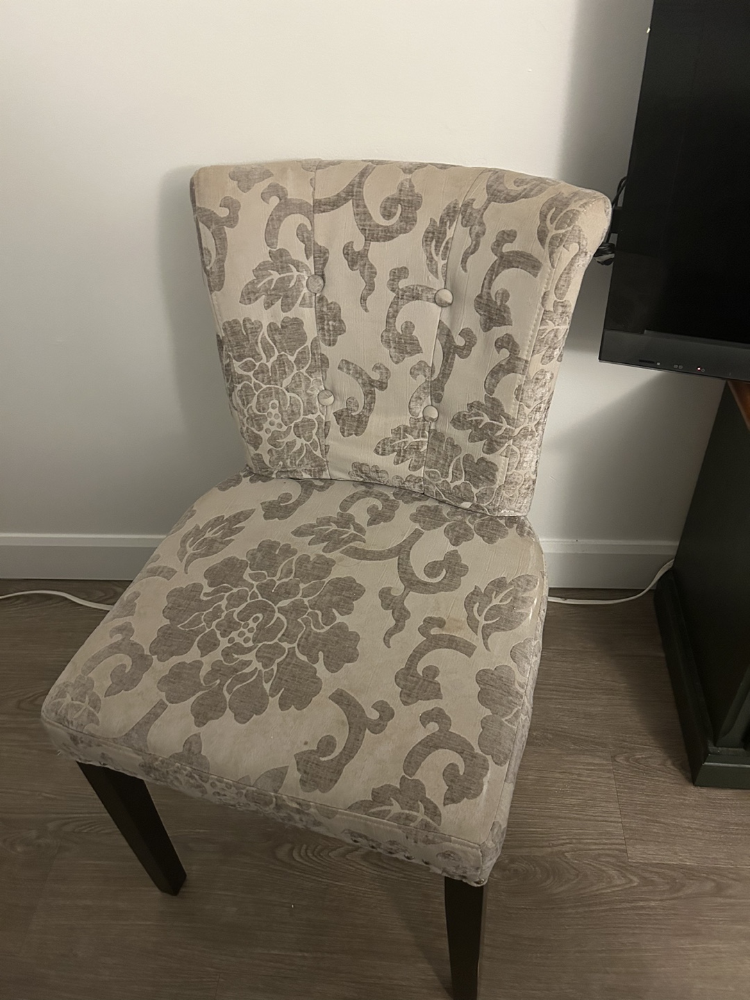 Accent chair - photo 2