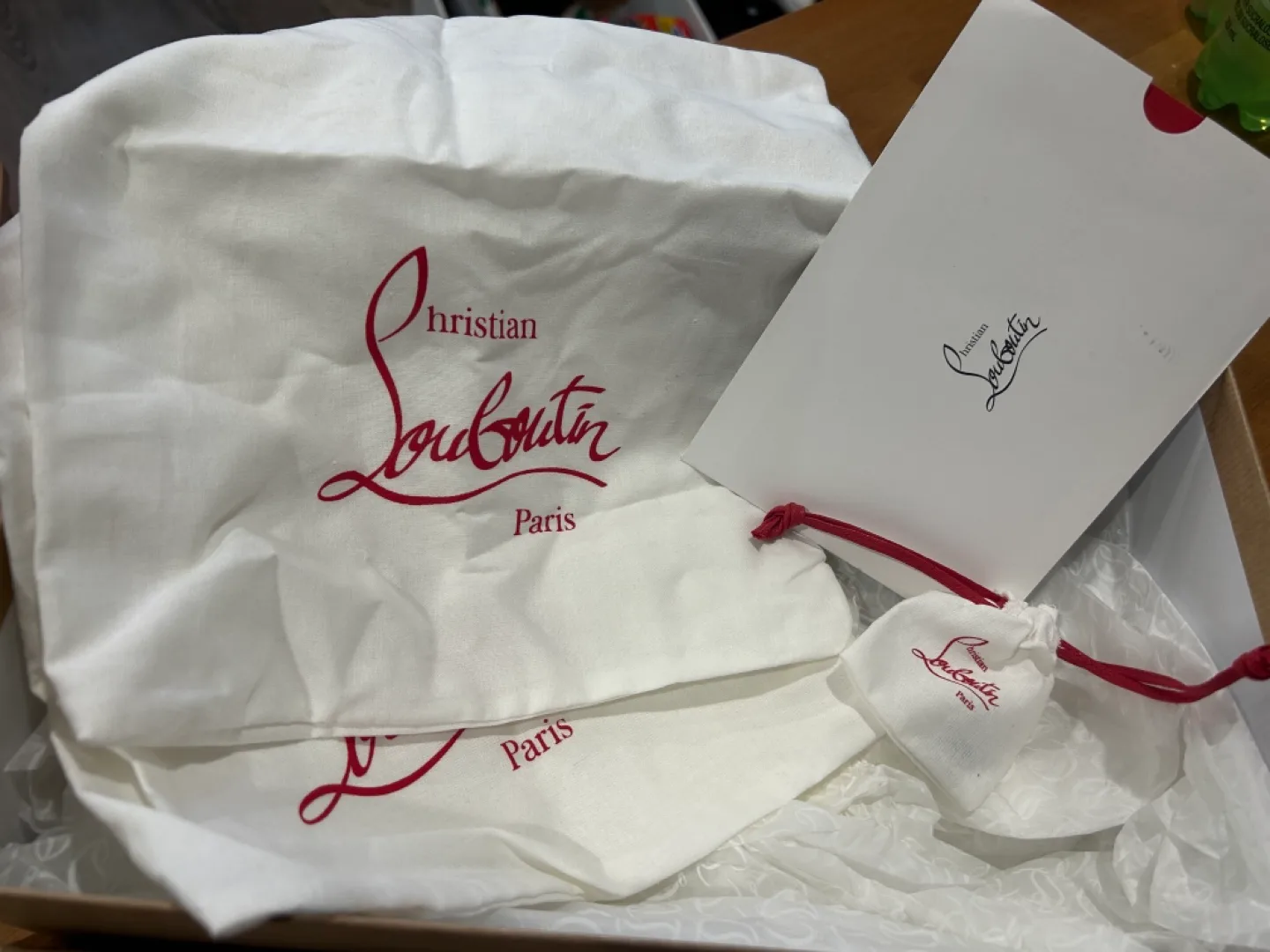 Christian Louboutin image indicator(2)